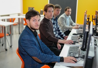 WhatsApp Image 2025-12-08 at 12.09.23